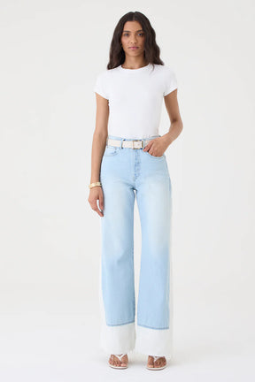CALÇA ELIS FEMININA BOOTCUT RECORTE LATERAL BARRA FIO JEANS CLARO