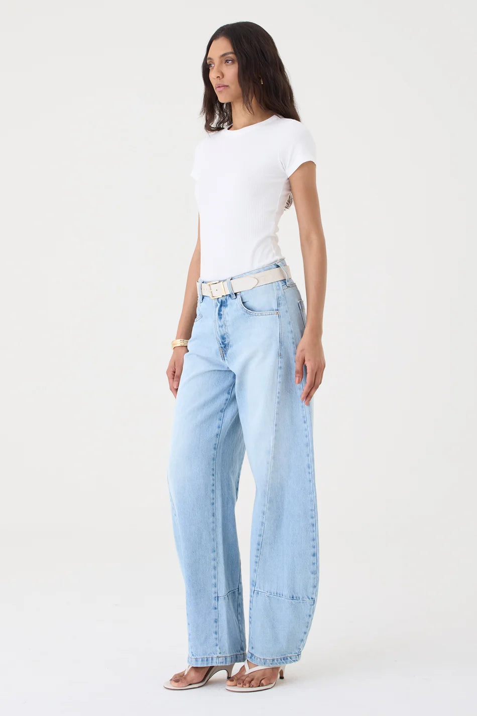 CALÇA FABI FEMININA BALLOON RECORTES JEANS CLARO